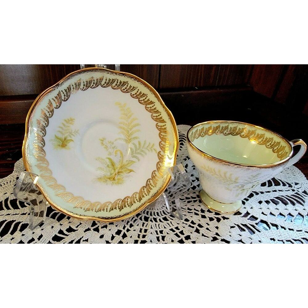 Vtg Foley E. Brain Teacup Saucer Bone China Fern Green Gold Pedestal Cup 3936